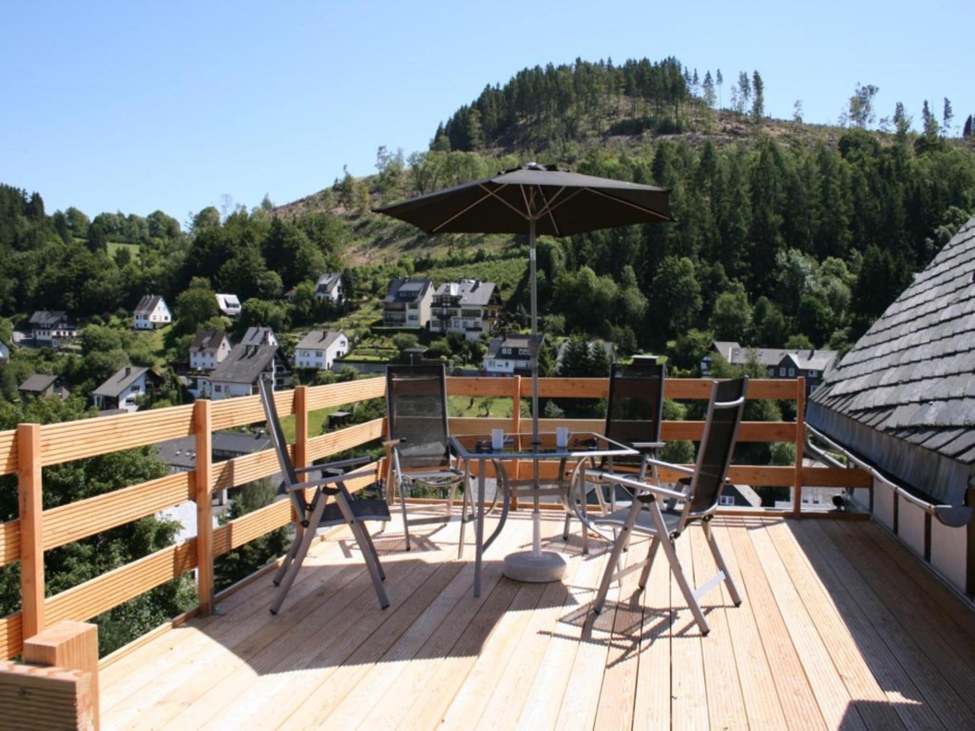 Large Holiday Home In Willingen With Private Garden And Several Terraces المظهر الخارجي الصورة